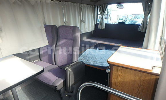 Acheter Occasion Voiture Nissan Caravan Autre à Beitbridge, Matabeleland South Acheter Occasion Voiture Nissan Caravan Autre à Beitbridge, Matabeleland South