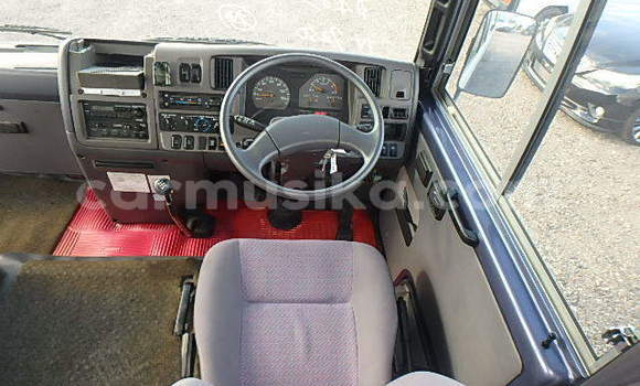 Acheter Occasion Voiture Nissan Caravan Autre à Beitbridge, Matabeleland South Acheter Occasion Voiture Nissan Caravan Autre à Beitbridge, Matabeleland South