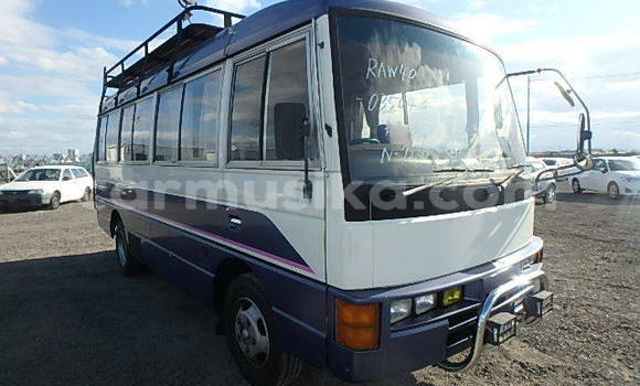 Acheter Occasion Voiture Nissan Caravan Autre à Beitbridge, Matabeleland South Acheter Occasion Voiture Nissan Caravan Autre à Beitbridge, Matabeleland South