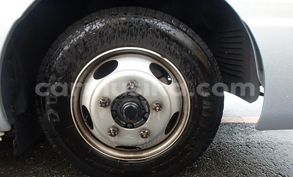 Nunua Ilio tumika Nissan Caravan Bluu Gari ndani ya Beitbridge nchini Matabeleland Kusini Nunua Ilio tumika Nissan Caravan Bluu Gari ndani ya Beitbridge nchini Matabeleland Kusini