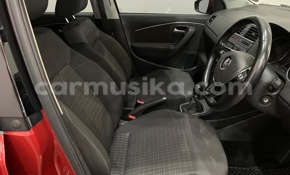 Acheter Occasion Voiture Volkswagen Polo Rouge à Beitbridge, Matabeleland South Acheter Occasion Voiture Volkswagen Polo Rouge à Beitbridge, Matabeleland South