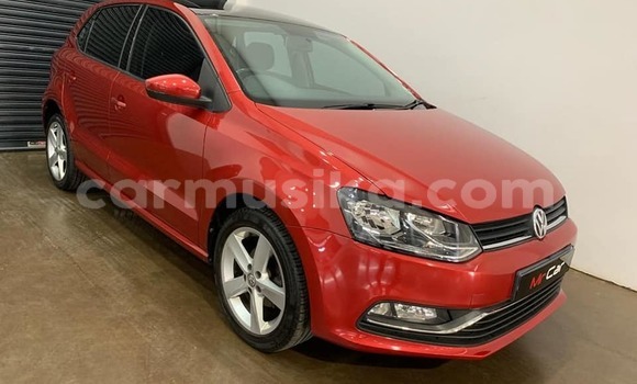 Acheter Occasion Voiture Volkswagen Polo Rouge à Beitbridge, Matabeleland South Acheter Occasion Voiture Volkswagen Polo Rouge à Beitbridge, Matabeleland South