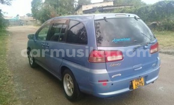 Acheter Occasion Voiture Nissan Liberty Bleu à Harare, Harare Acheter Occasion Voiture Nissan Liberty Bleu à Harare, Harare