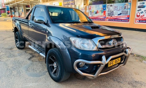 Tenga Tsaru Toyota Hilux Nhema Mota in Harare in Harare