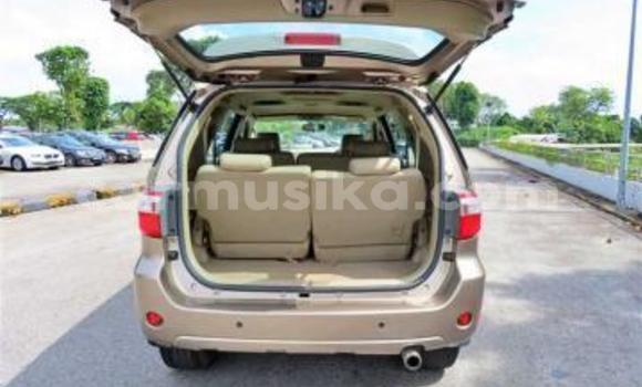 Nunua Ilio tumika Toyota Fortuner Beige Gari ndani ya Beitbridge nchini Matabeleland Kusini Nunua Ilio tumika Toyota Fortuner Beige Gari ndani ya Beitbridge nchini Matabeleland Kusini