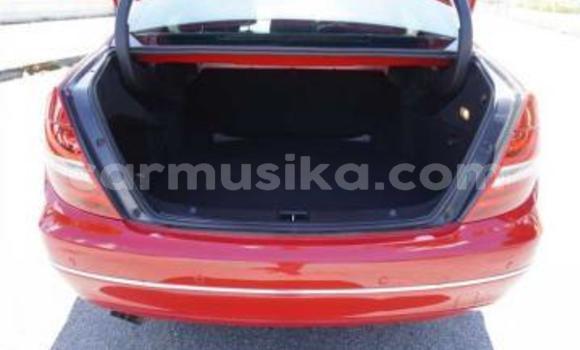 Acheter Occasion Voiture Mercedes‒Benz C–Class Rouge à Beitbridge, Matabeleland South Acheter Occasion Voiture Mercedes‒Benz C–Class Rouge à Beitbridge, Matabeleland South
