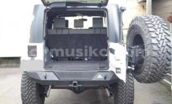 Acheter Occasion Voiture Jeep Wrangler Blanc à Beitbridge, Matabeleland South Acheter Occasion Voiture Jeep Wrangler Blanc à Beitbridge, Matabeleland South