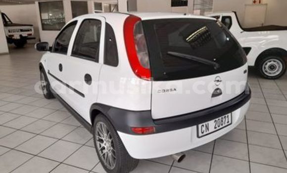 Acheter Occasion Voiture Opel Corsa Blanc à Beitbridge, Matabeleland South Acheter Occasion Voiture Opel Corsa Blanc à Beitbridge, Matabeleland South