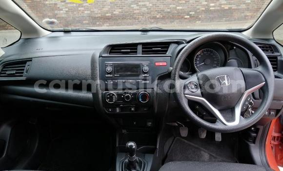 Nunua Ilio tumika Honda Jazz Beige Gari ndani ya Beitbridge nchini Matabeleland Kusini Nunua Ilio tumika Honda Jazz Beige Gari ndani ya Beitbridge nchini Matabeleland Kusini