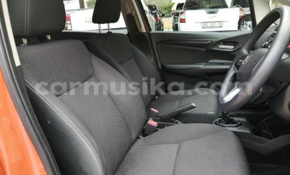 Nunua Ilio tumika Honda Jazz Beige Gari ndani ya Beitbridge nchini Matabeleland Kusini Nunua Ilio tumika Honda Jazz Beige Gari ndani ya Beitbridge nchini Matabeleland Kusini