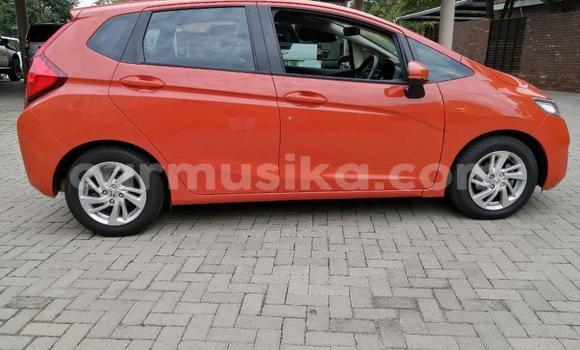 Nunua Ilio tumika Honda Jazz Beige Gari ndani ya Beitbridge nchini Matabeleland Kusini Nunua Ilio tumika Honda Jazz Beige Gari ndani ya Beitbridge nchini Matabeleland Kusini