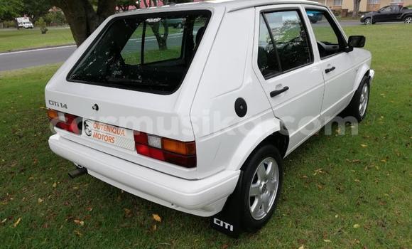 Acheter Occasion Voiture Volkswagen Golf Blanc à Beitbridge, Matabeleland South Acheter Occasion Voiture Volkswagen Golf Blanc à Beitbridge, Matabeleland South