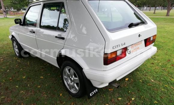 Acheter Occasion Voiture Volkswagen Golf Blanc à Beitbridge, Matabeleland South Acheter Occasion Voiture Volkswagen Golf Blanc à Beitbridge, Matabeleland South