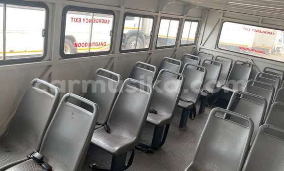 Buy Used Isuzu FTR 850 Other Truck in Beitbridge in Matabeleland South Buy Used Isuzu FTR 850 Other Truck in Beitbridge in Matabeleland South