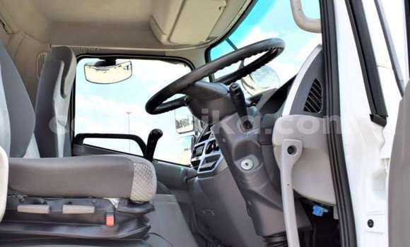 Buy Used Nissan UD White Truck in Beitbridge in Matabeleland South Buy Used Nissan UD White Truck in Beitbridge in Matabeleland South