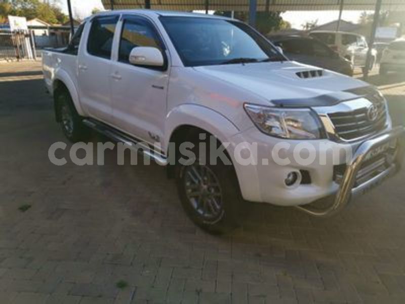 Big with watermark toyota hilux matabeleland south beitbridge 21070