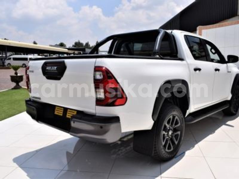 Big with watermark toyota hilux matabeleland south beitbridge 21075