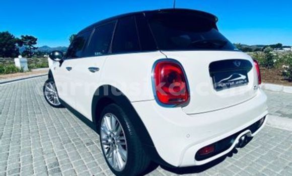 Buy Used MINI Clubman Other Car in Beitbridge in Matabeleland South Buy Used MINI Clubman Other Car in Beitbridge in Matabeleland South