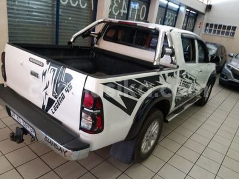 Big with watermark toyota hilux matabeleland south beitbridge 21079