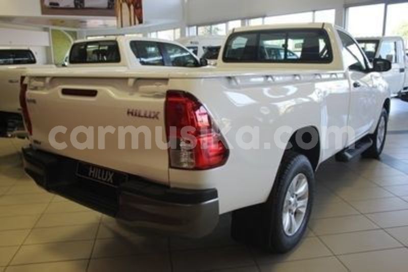 Big with watermark toyota hilux matabeleland south beitbridge 21086