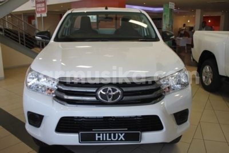 Big with watermark toyota hilux matabeleland south beitbridge 21086