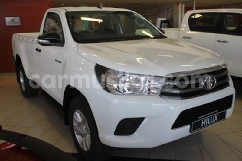 Big with watermark toyota hilux matabeleland south beitbridge 21086