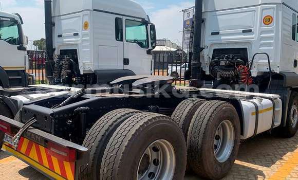 Buy Used Man D20 White Truck in Beitbridge in Matabeleland South Buy Used Man D20 White Truck in Beitbridge in Matabeleland South