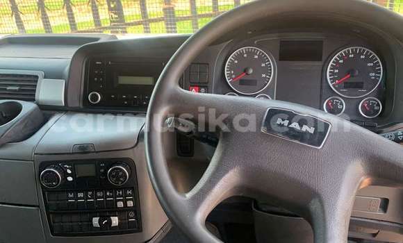 Buy Used Man D20 White Truck in Beitbridge in Matabeleland South Buy Used Man D20 White Truck in Beitbridge in Matabeleland South