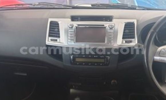 Acheter Occasion Voiture Toyota Hilux Blanc à Beitbridge, Matabeleland South Acheter Occasion Voiture Toyota Hilux Blanc à Beitbridge, Matabeleland South