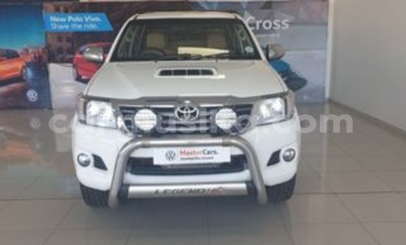 Acheter Occasion Voiture Toyota Hilux Blanc à Beitbridge, Matabeleland South Acheter Occasion Voiture Toyota Hilux Blanc à Beitbridge, Matabeleland South