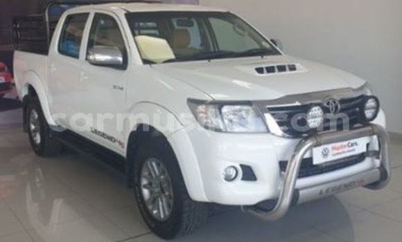 Acheter Occasion Voiture Toyota Hilux Blanc à Beitbridge, Matabeleland South Acheter Occasion Voiture Toyota Hilux Blanc à Beitbridge, Matabeleland South