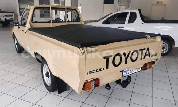 Tenga Tsaru Toyota Hilux Zvimwe Mota in Beitbridge in Matabeleland South Tenga Tsaru Toyota Hilux Zvimwe Mota in Beitbridge in Matabeleland South