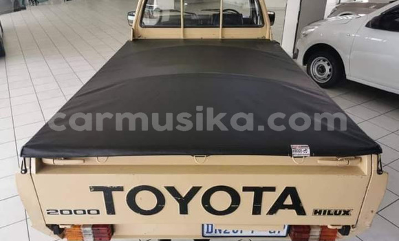 Tenga Tsaru Toyota Hilux Zvimwe Mota in Beitbridge in Matabeleland South Tenga Tsaru Toyota Hilux Zvimwe Mota in Beitbridge in Matabeleland South
