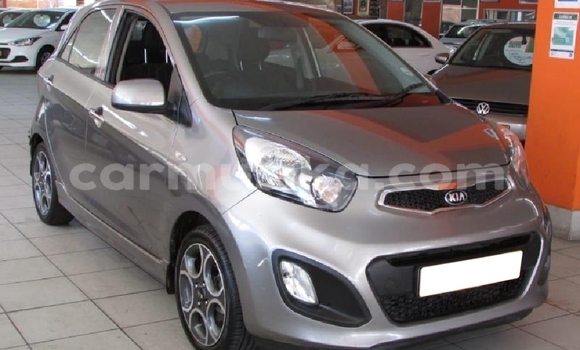 Nunua Ilio tumika Kia Picanto Beige Gari ndani ya Beitbridge nchini Matabeleland Kusini Nunua Ilio tumika Kia Picanto Beige Gari ndani ya Beitbridge nchini Matabeleland Kusini