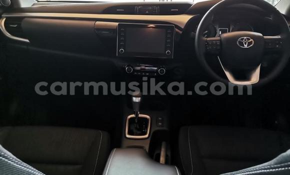 Buy Used Toyota Hilux Silver Car in Beitbridge in Matabeleland South Buy Used Toyota Hilux Silver Car in Beitbridge in Matabeleland South