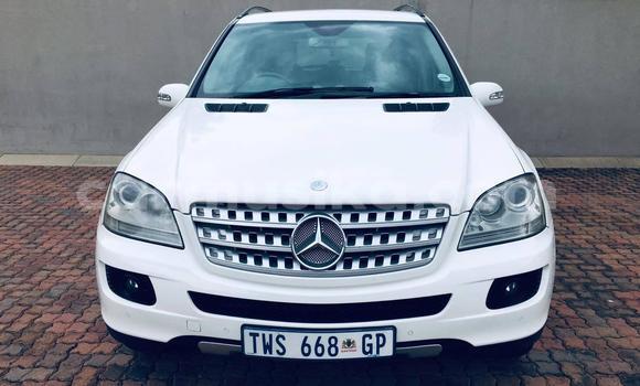 Buy Used Mercedes-Benz GLC 250D White Car in Beitbridge in Matabeleland South Buy Used Mercedes-Benz GLC 250D White Car in Beitbridge in Matabeleland South