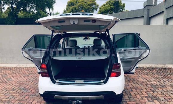 Buy Used Mercedes-Benz GLC 250D White Car in Beitbridge in Matabeleland South Buy Used Mercedes-Benz GLC 250D White Car in Beitbridge in Matabeleland South