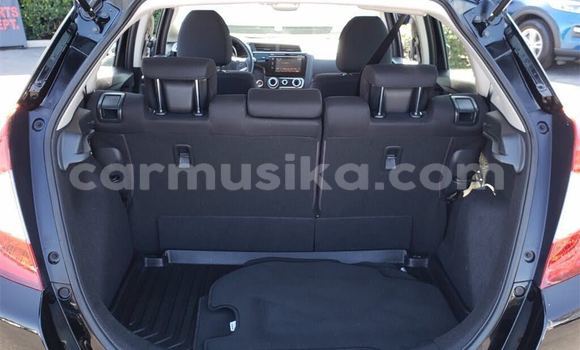 Nunua Ilio tumika Honda Fit Nyeusi Gari ndani ya Beitbridge nchini Matabeleland Kusini