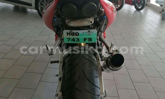 Tenga Tsaru Yo-mobile E-Krossover Tsvuku Mota in Beitbridge in Matabeleland South Tenga Tsaru Yo-mobile E-Krossover Tsvuku Mota in Beitbridge in Matabeleland South