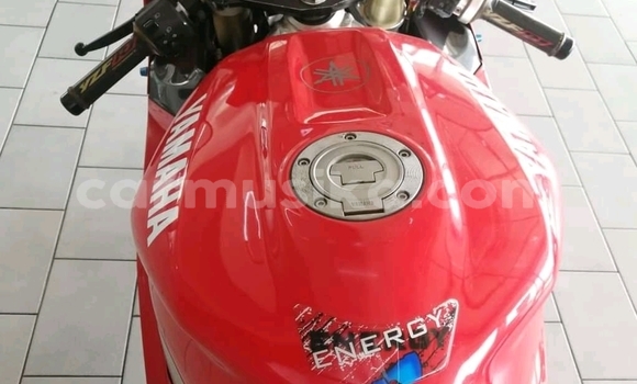 Tenga Tsaru Yo-mobile E-Krossover Tsvuku Mota in Beitbridge in Matabeleland South Tenga Tsaru Yo-mobile E-Krossover Tsvuku Mota in Beitbridge in Matabeleland South