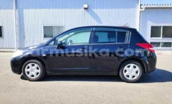 Nunua Ilio tumika Nissan Tiida Nyeusi Gari ndani ya Beitbridge nchini Matabeleland Kusini Nunua Ilio tumika Nissan Tiida Nyeusi Gari ndani ya Beitbridge nchini Matabeleland Kusini