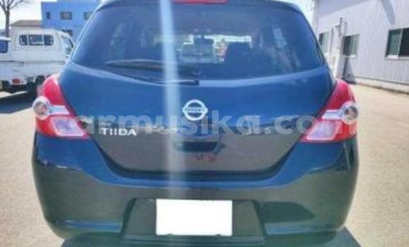 Nunua Ilio tumika Nissan Tiida Nyeusi Gari ndani ya Beitbridge nchini Matabeleland Kusini Nunua Ilio tumika Nissan Tiida Nyeusi Gari ndani ya Beitbridge nchini Matabeleland Kusini