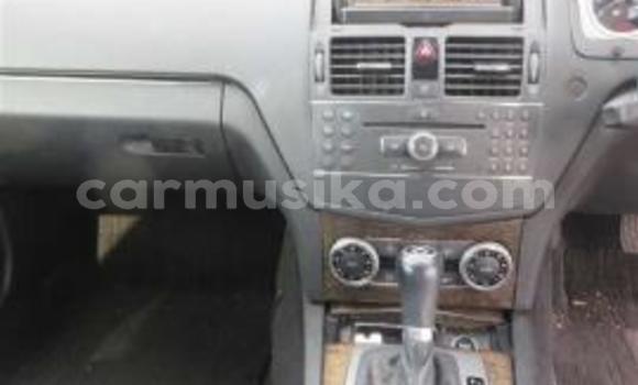 Acheter Occasion Voiture Mercedes‒Benz C–Class Gris à Beitbridge, Matabeleland South Acheter Occasion Voiture Mercedes‒Benz C–Class Gris à Beitbridge, Matabeleland South