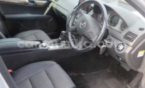 Acheter Occasion Voiture Mercedes‒Benz C–Class Gris à Beitbridge, Matabeleland South Acheter Occasion Voiture Mercedes‒Benz C–Class Gris à Beitbridge, Matabeleland South