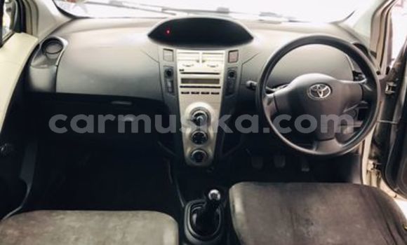 Tenga Tsaru Toyota Yaris Bhurawuni Mota in Beitbridge in Matabeleland South Tenga Tsaru Toyota Yaris Bhurawuni Mota in Beitbridge in Matabeleland South