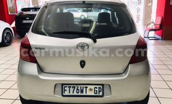 Tenga Tsaru Toyota Yaris Bhurawuni Mota in Beitbridge in Matabeleland South Tenga Tsaru Toyota Yaris Bhurawuni Mota in Beitbridge in Matabeleland South