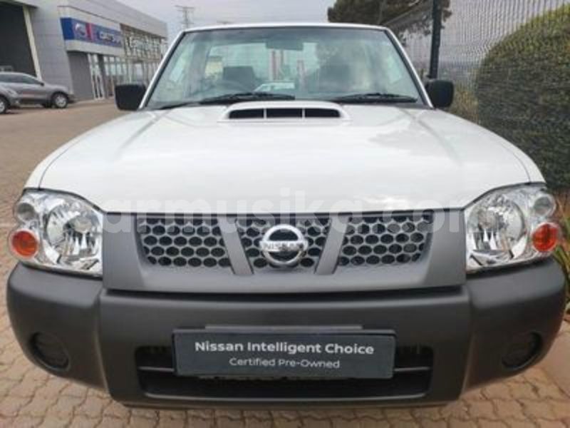 Big with watermark nissan np 300 matabeleland south beitbridge 21114