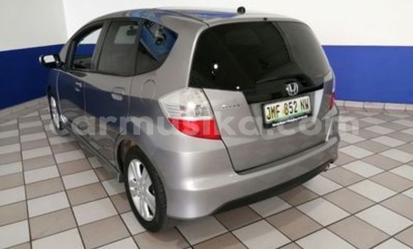 Buy Used Honda Jazz Silver Car in Beitbridge in Matabeleland South Buy Used Honda Jazz Silver Car in Beitbridge in Matabeleland South