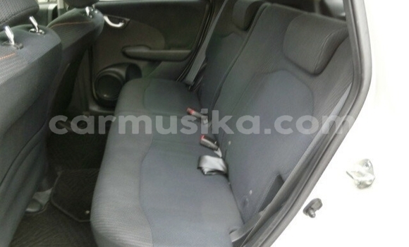 Buy Used Honda Fit White Car in Beitbridge in Matabeleland South Buy Used Honda Fit White Car in Beitbridge in Matabeleland South