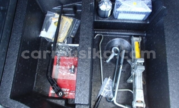 Acheter Occasion Voiture Honda Fit Blanc à Beitbridge, Matabeleland South Acheter Occasion Voiture Honda Fit Blanc à Beitbridge, Matabeleland South